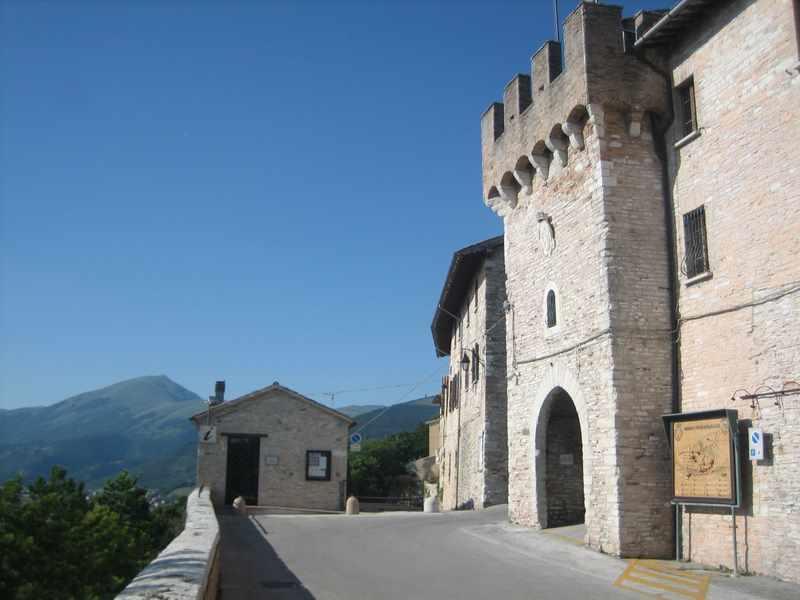 Fossato di Vico Appartamento Il Grillo חדר תמונה